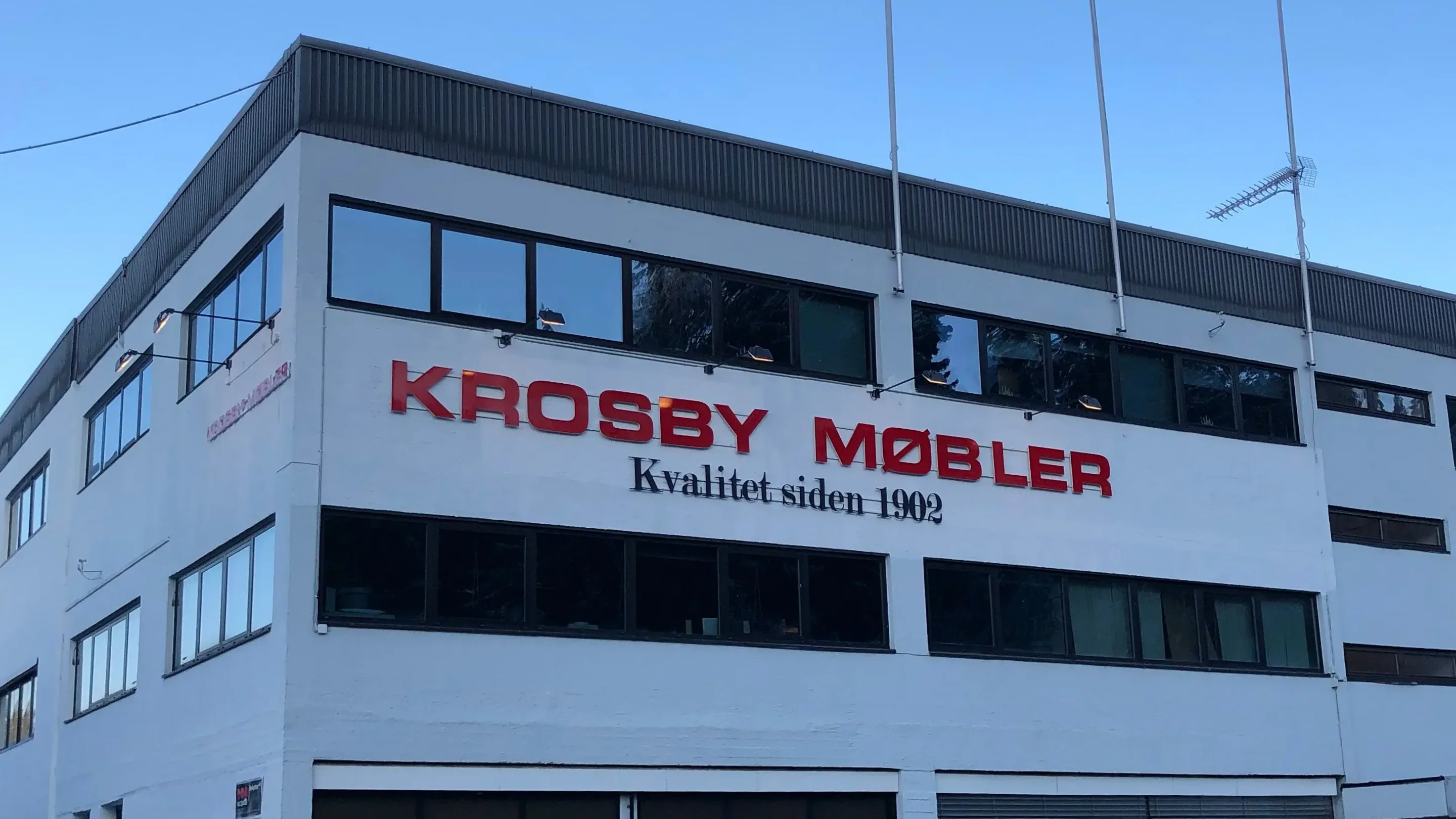 Krosby Møbler